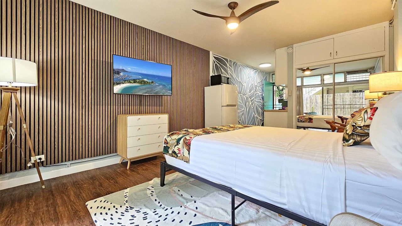 Photo of Bedroom in Waikiki