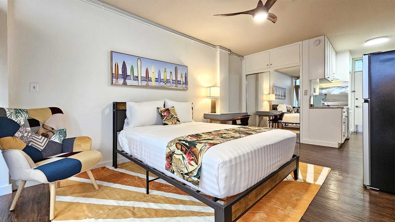 Photo of Bedroom in Waikiki