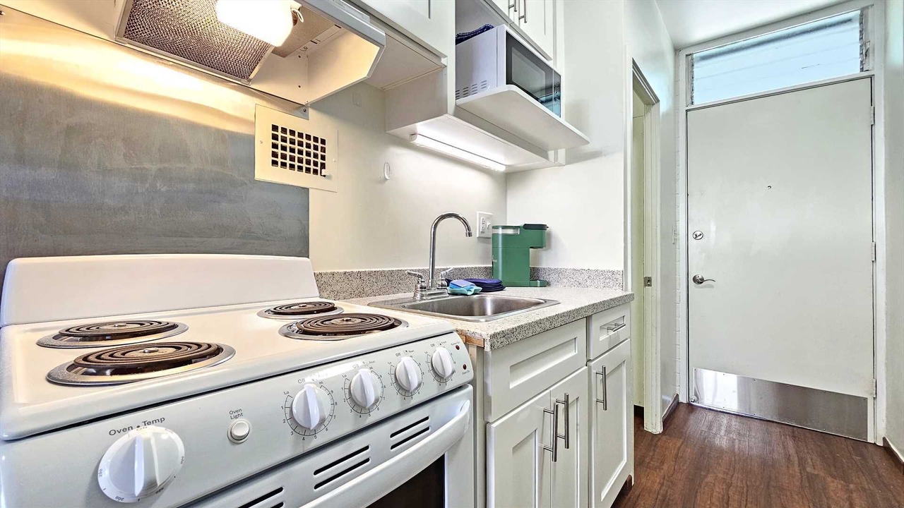 Photo of Kitchen in Waikiki