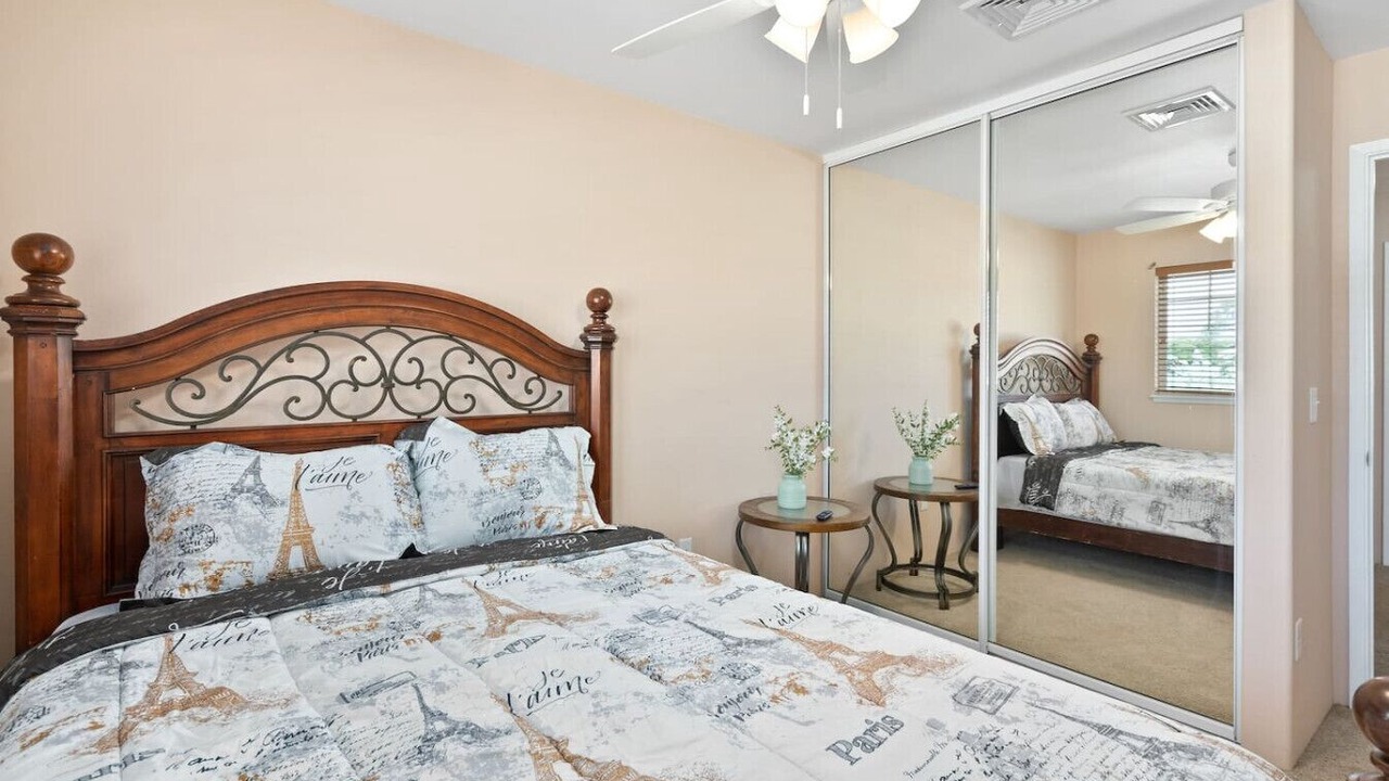 Photo of Bedroom in Ewa Villages