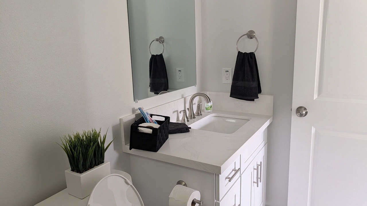Photo of Bathroom in Hilo