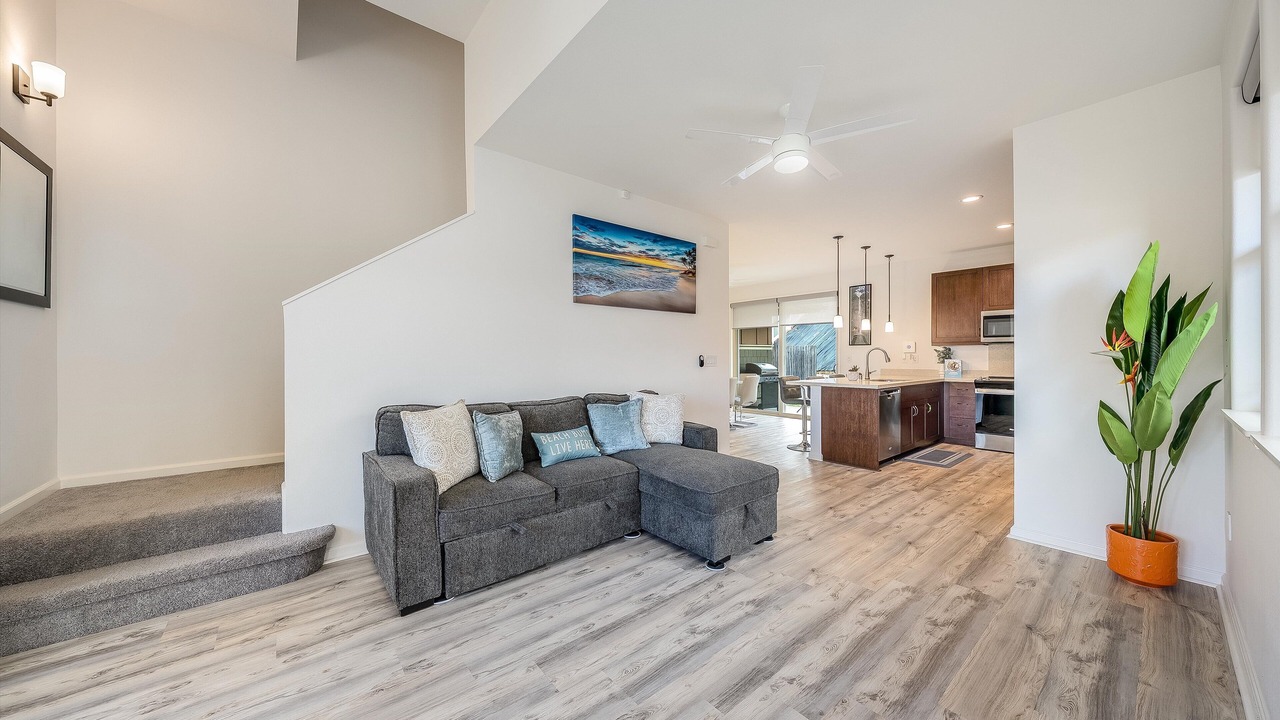 Photo of Livingroom in Makaha Valley