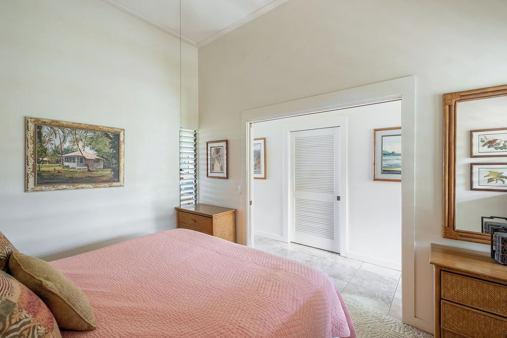 Photo of Bedroom in Poipu