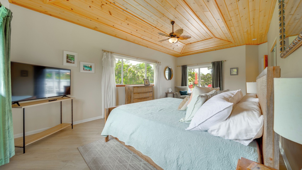 Photo of Bedroom in Keaau
