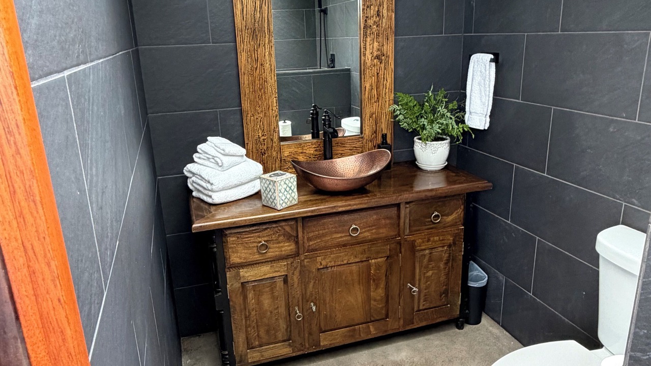 Photo of Bathroom in Discovery Harbour