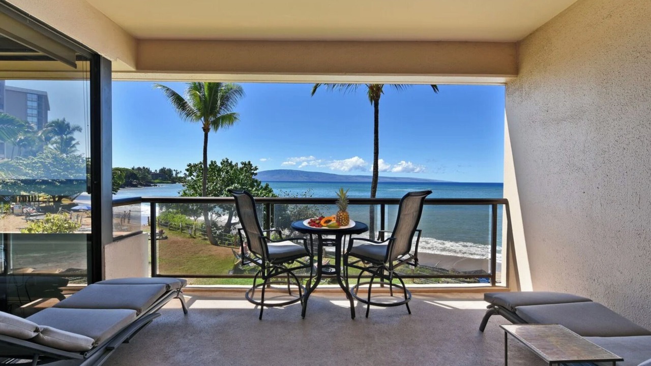 Photo of Others in Kahana