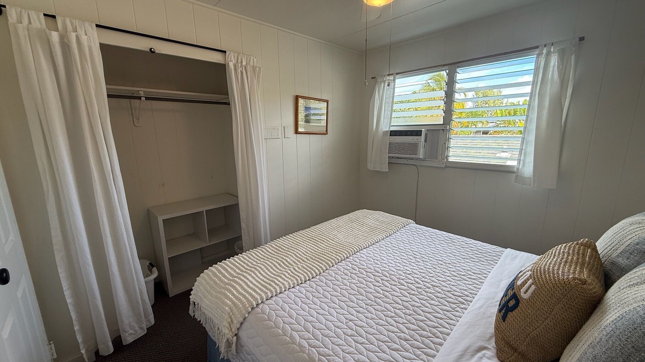 Photo of Bedroom in Kailua