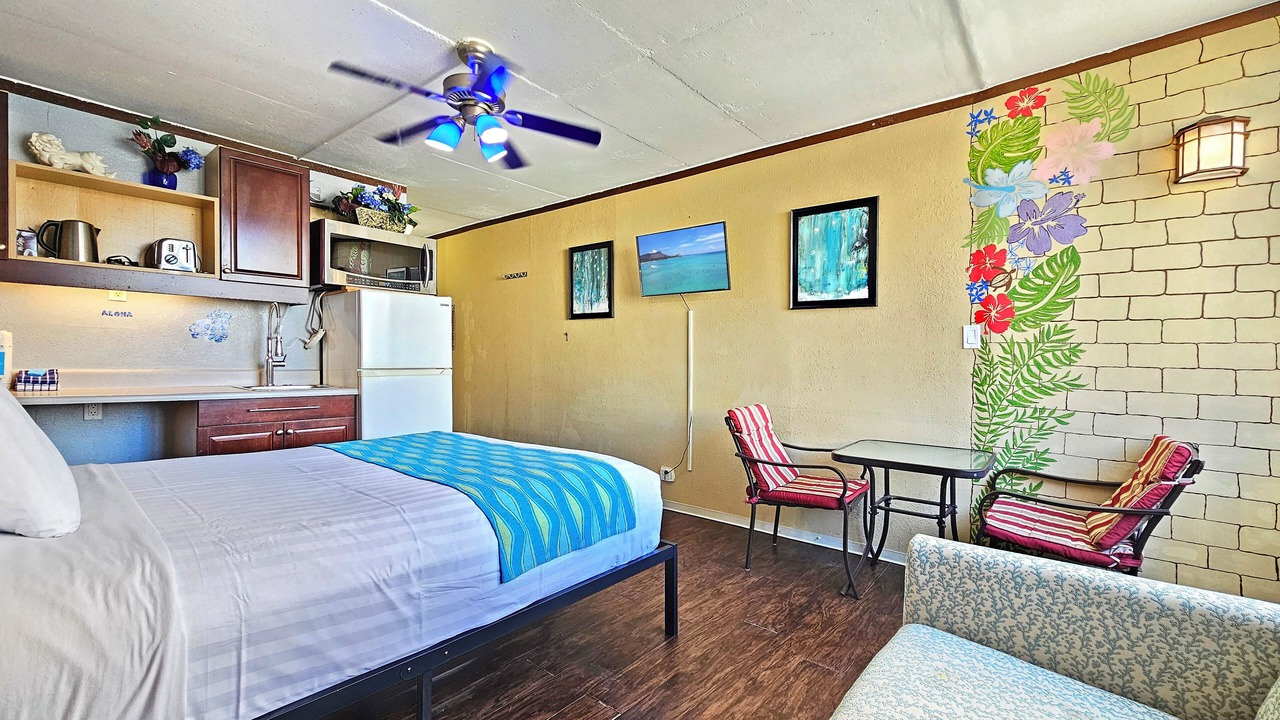 Photo of Bedroom in Waikiki