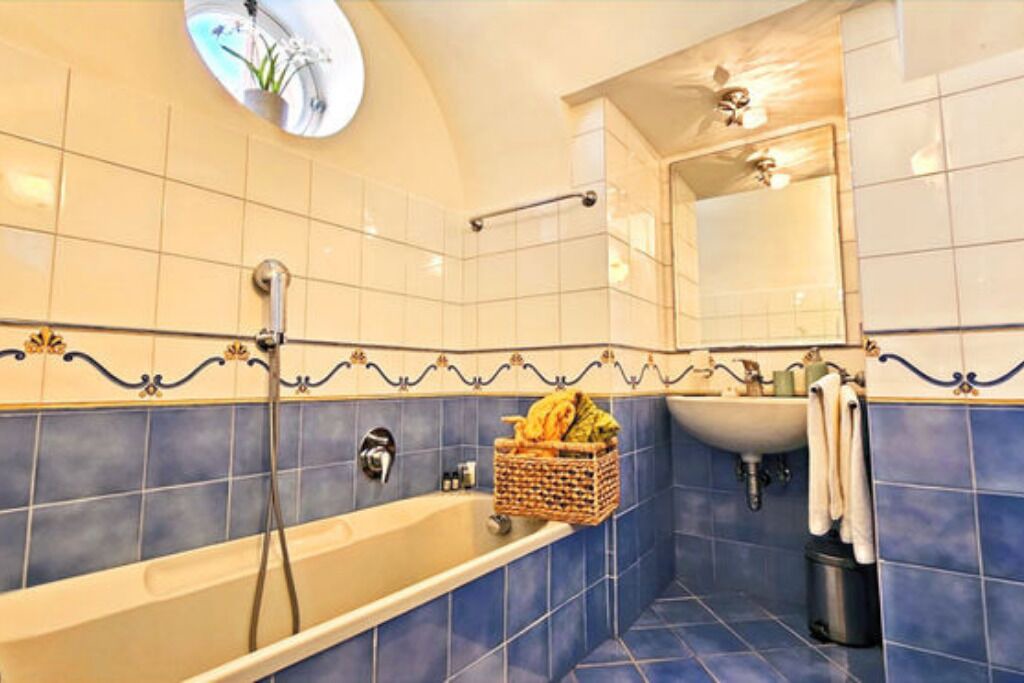 Photo of Bathroom in Marina Grande