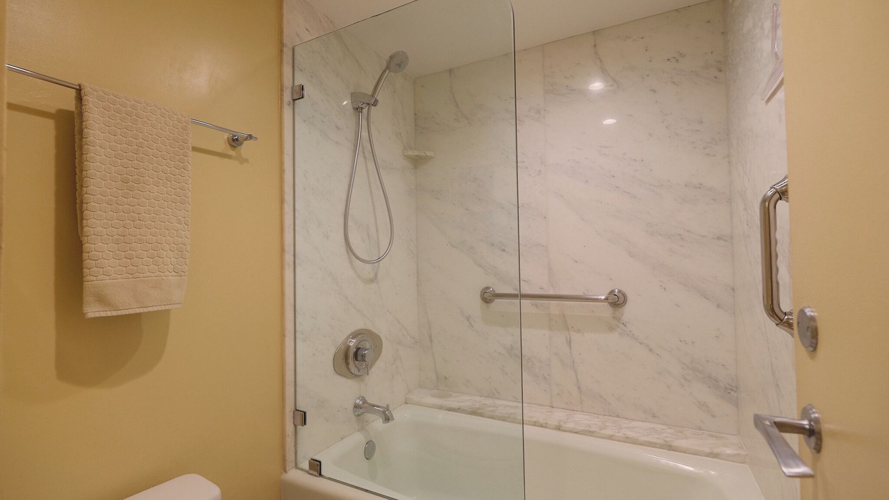 Photo of Bathroom in Kaanapali