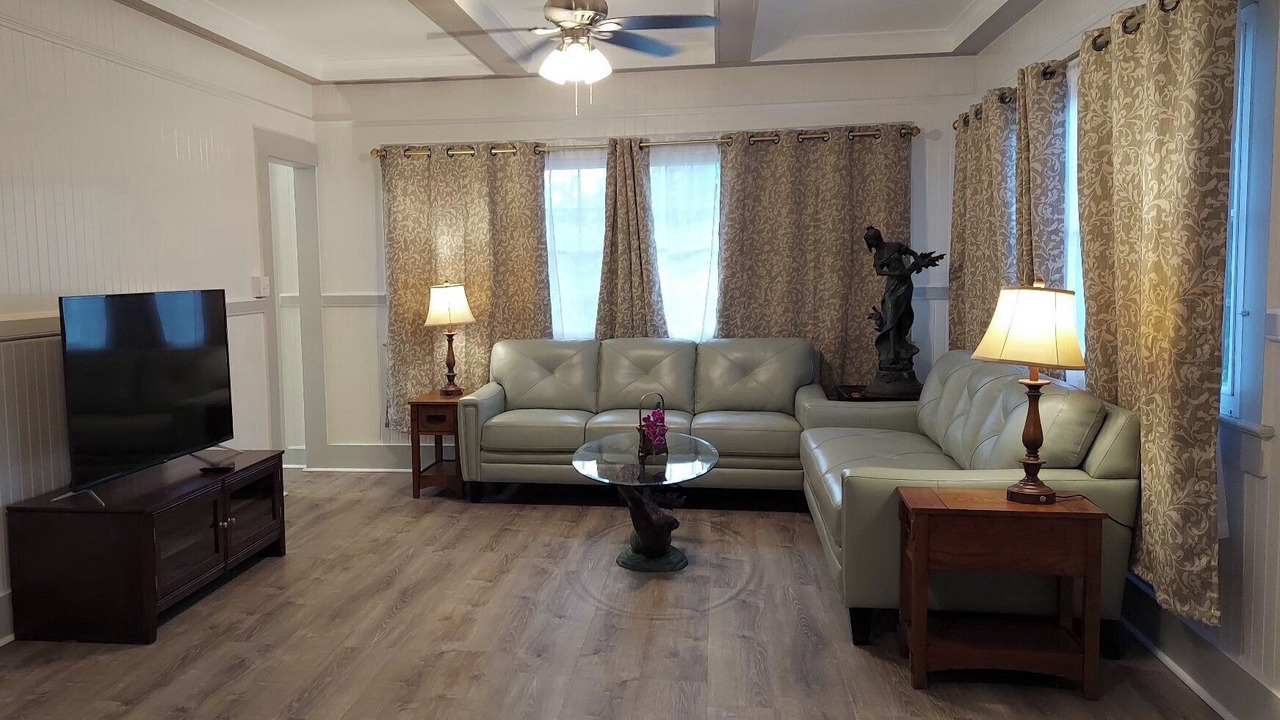 Photo of Livingroom in Hilo
