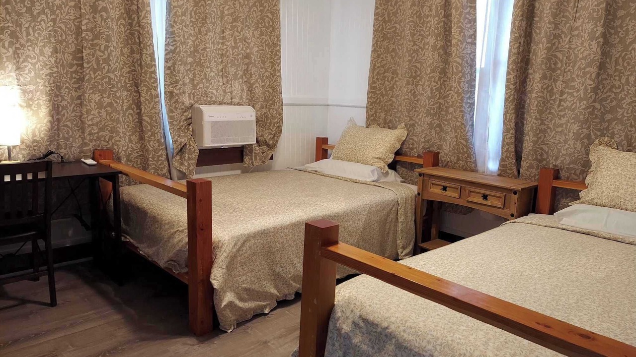 Photo of Bedroom in Hilo