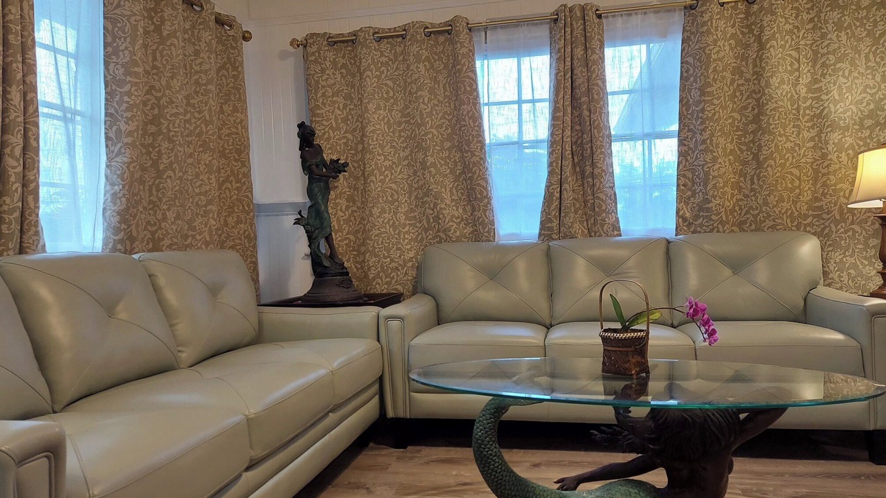 Photo of Livingroom in Hilo