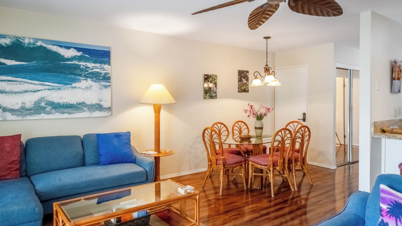 Photo of Livingroom in Waikoloa