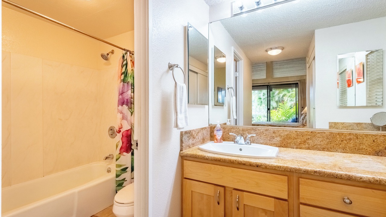 Photo of Bathroom in Waikoloa