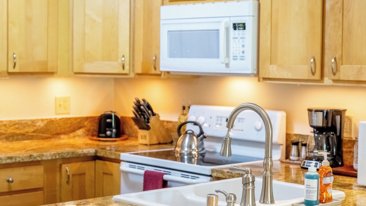 Photo of Kitchen in Waikoloa