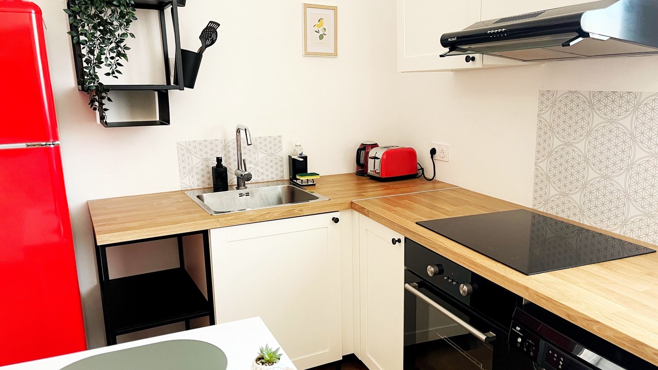 Photo of Kitchen in Saint-Genix-sur-Guiers