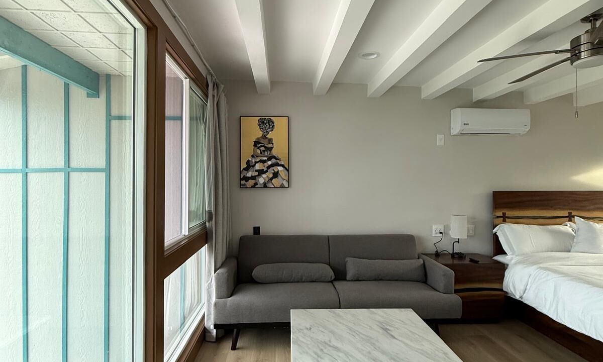 Photo of Livingroom in Historic Kailua Village