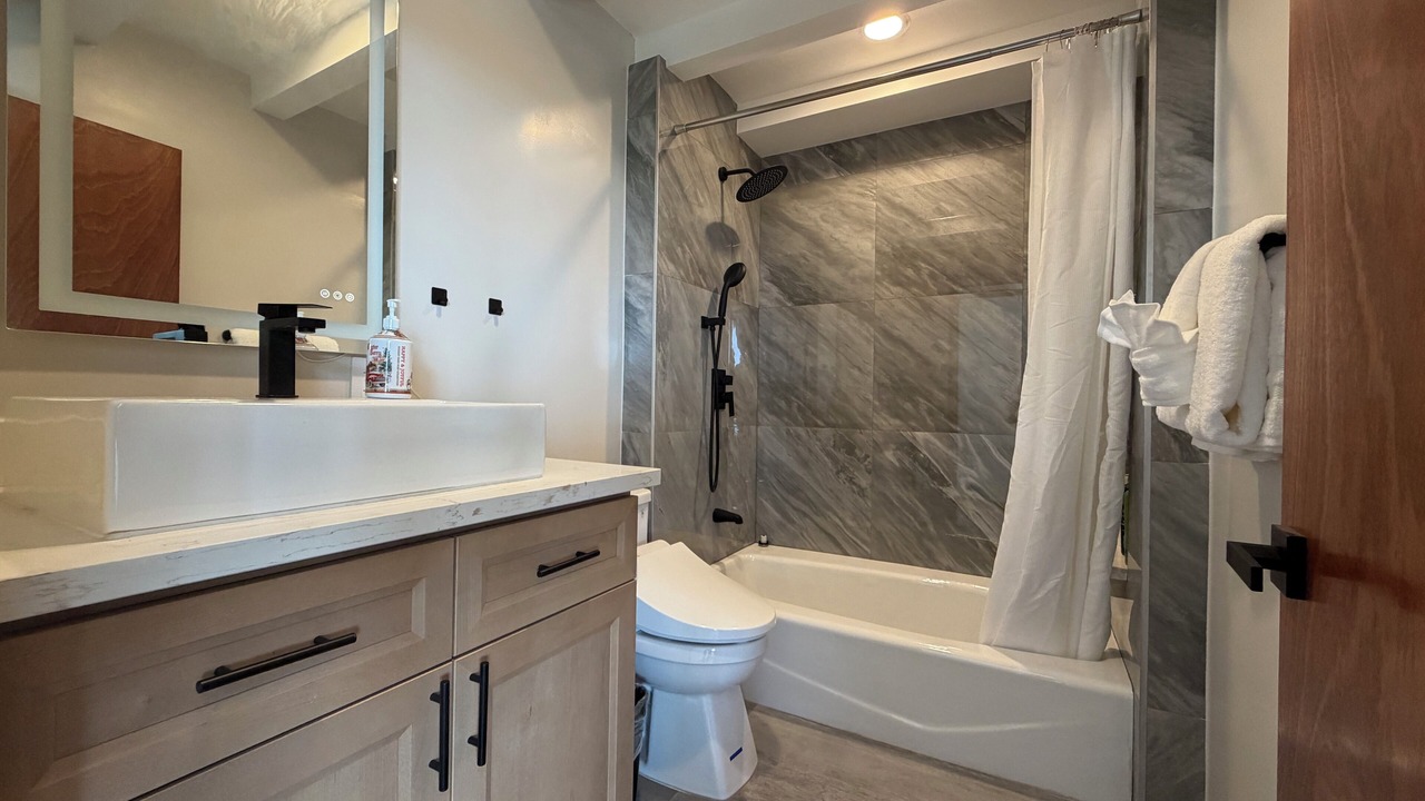 Photo of Bathroom in Historic Kailua Village