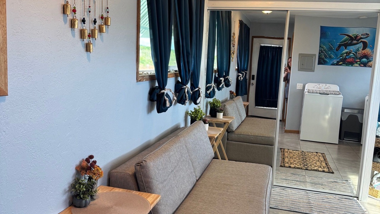 Photo of Livingroom in Kalapana