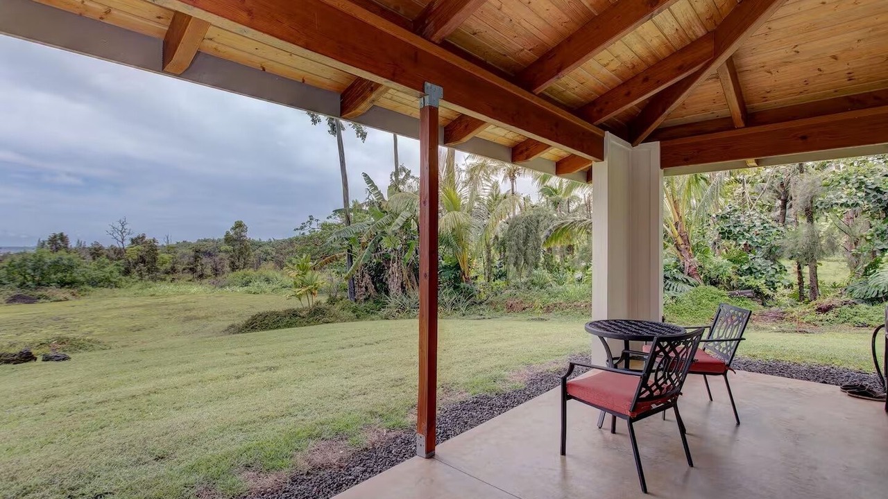Photo of Outdoor in Puna Palisades