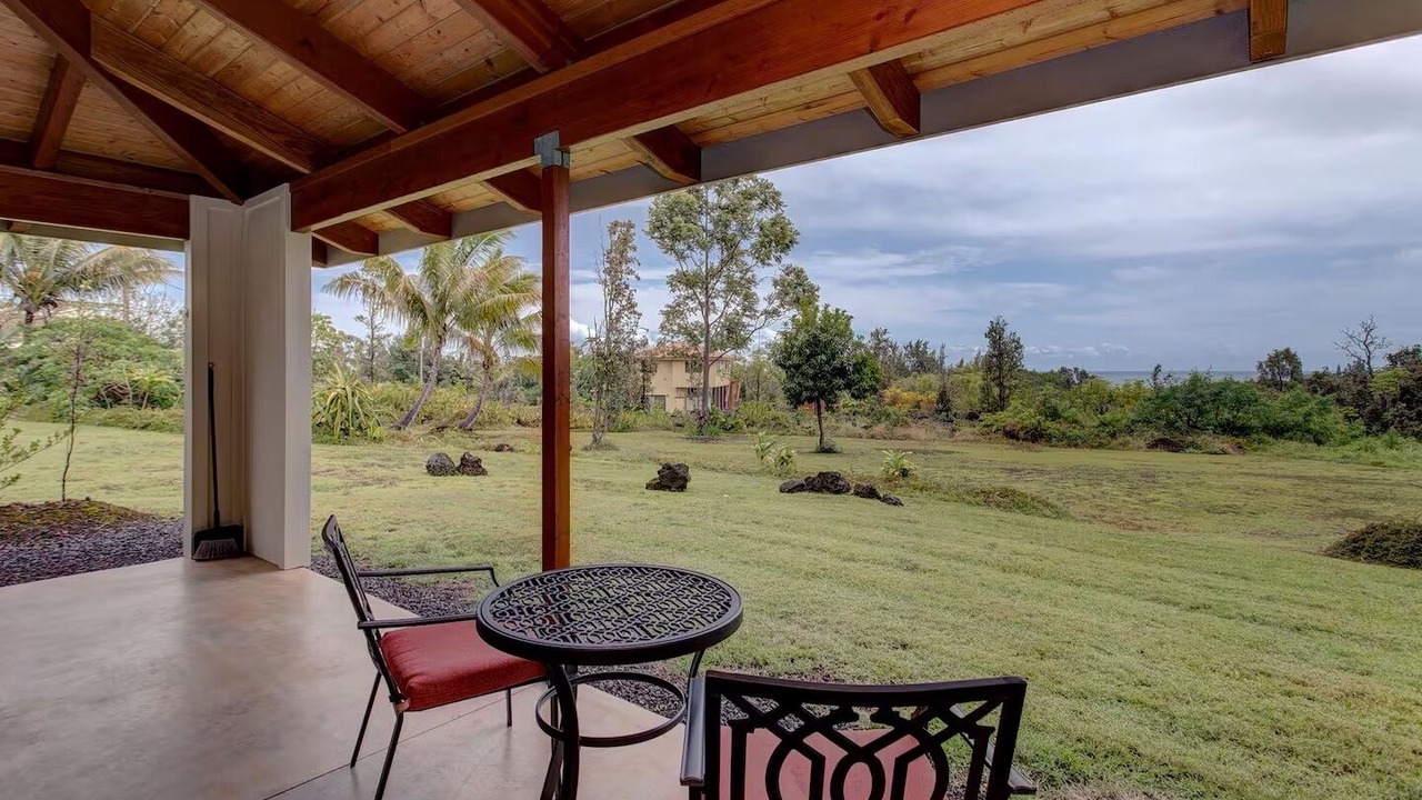 Photo of Outdoor in Puna Palisades