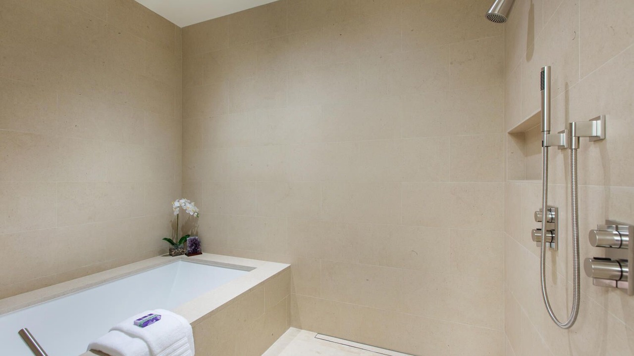 Photo of Bathroom in Ala Moana