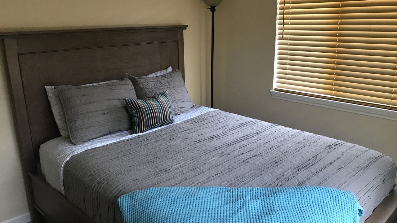 Photo of Bedroom in Lanai City