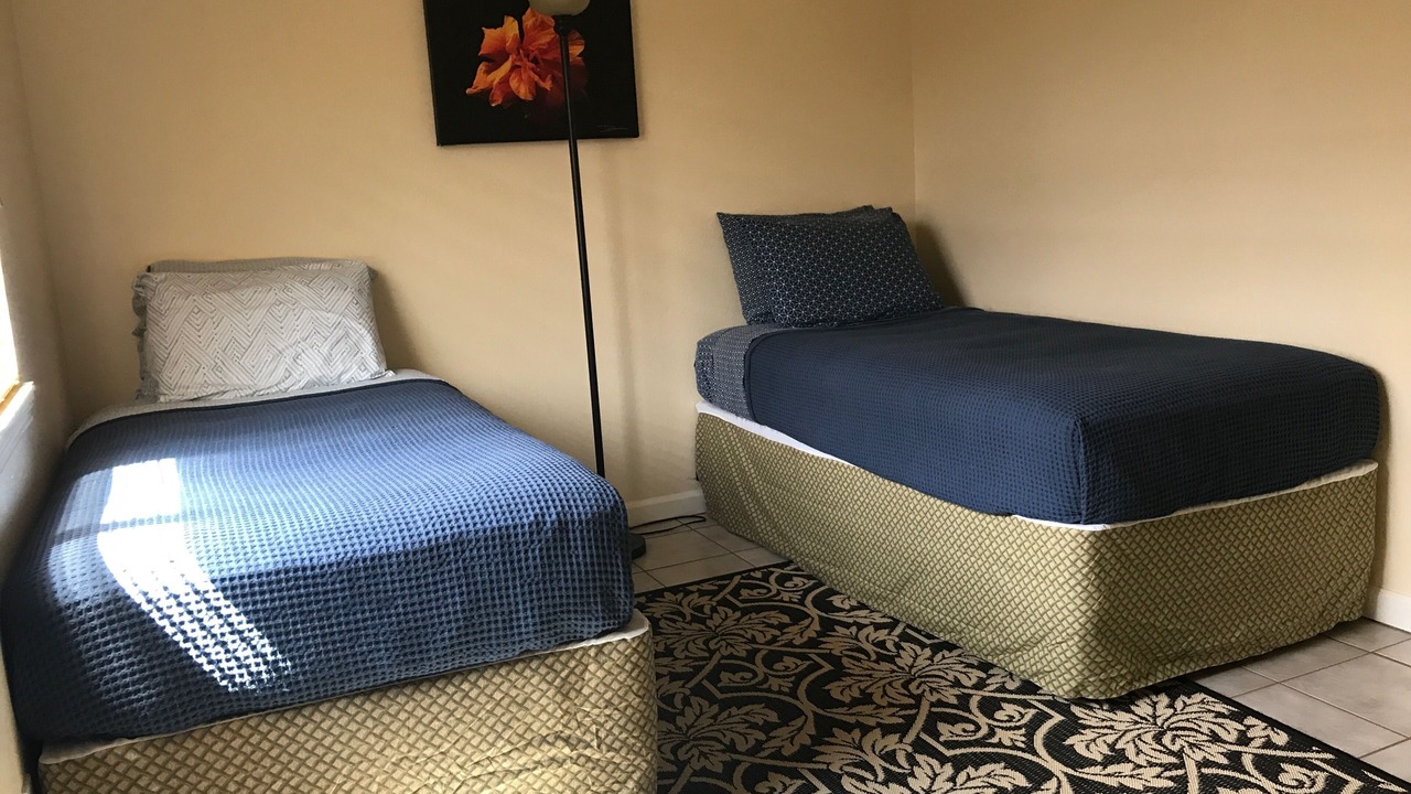 Photo of Bedroom in Lanai City