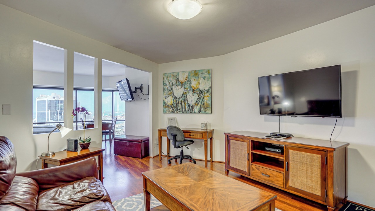 Photo of Livingroom in Downtown Honolulu