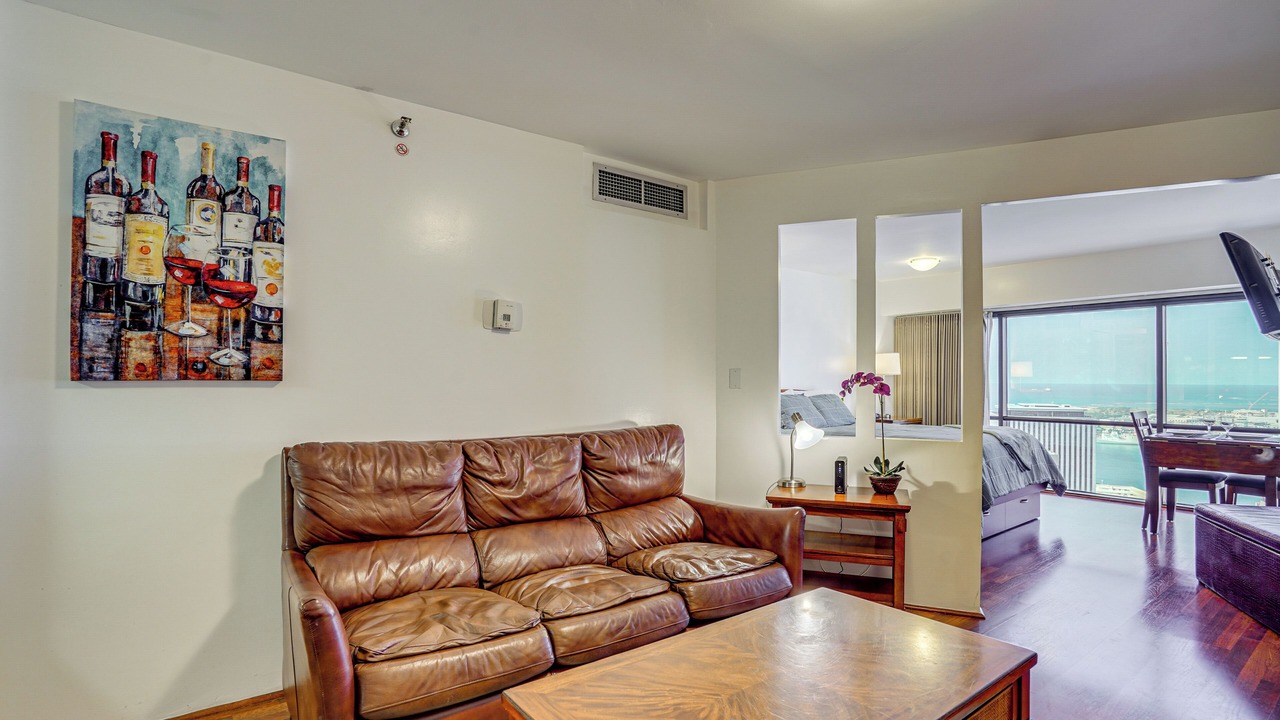 Photo of Livingroom in Downtown Honolulu