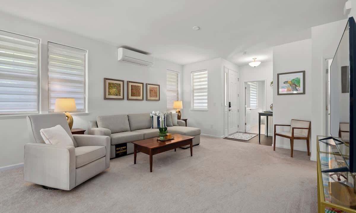 Photo of Livingroom in Makaha Valley