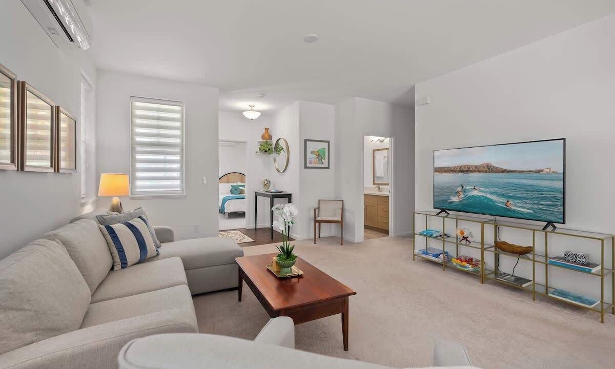 Photo of Livingroom in Makaha Valley
