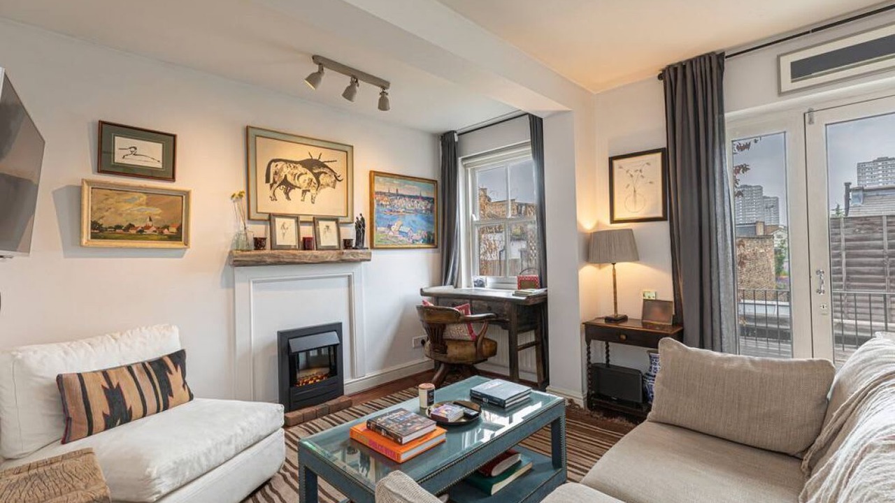 Photo of Livingroom in St. Mary's Park