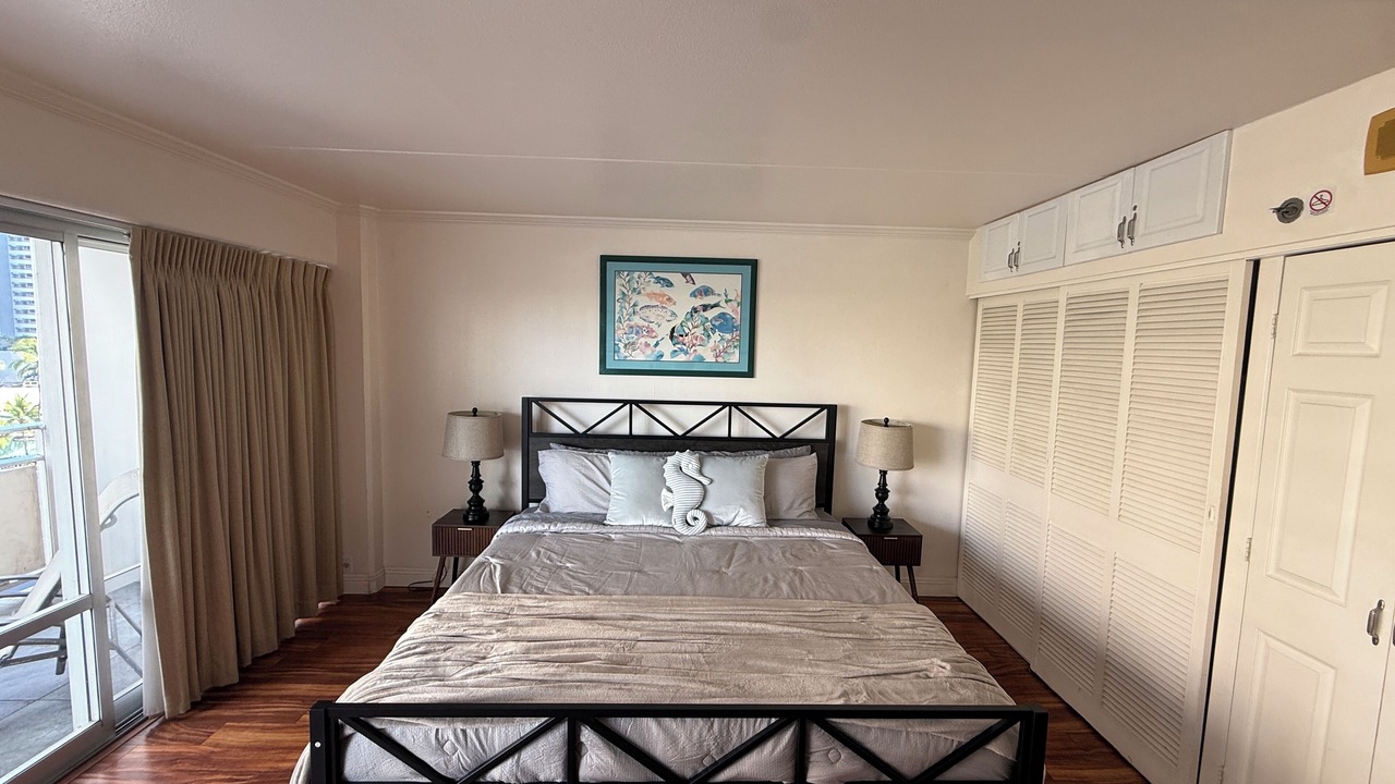 Photo of Bedroom in Waikiki