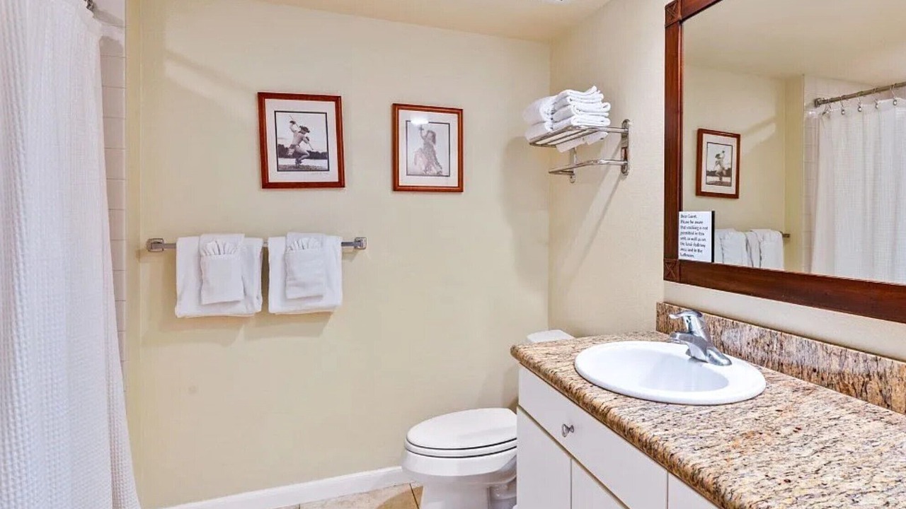 Photo of Bathroom in Wailua