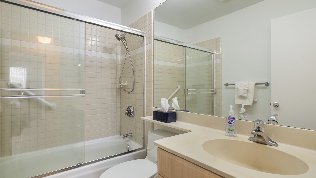 Photo of Bathroom in Kapolei