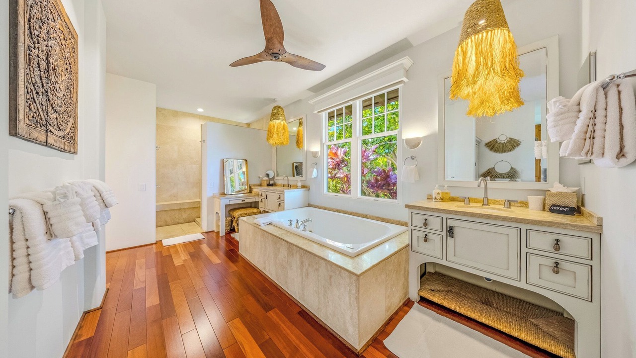 Photo of Bathroom in Princeville
