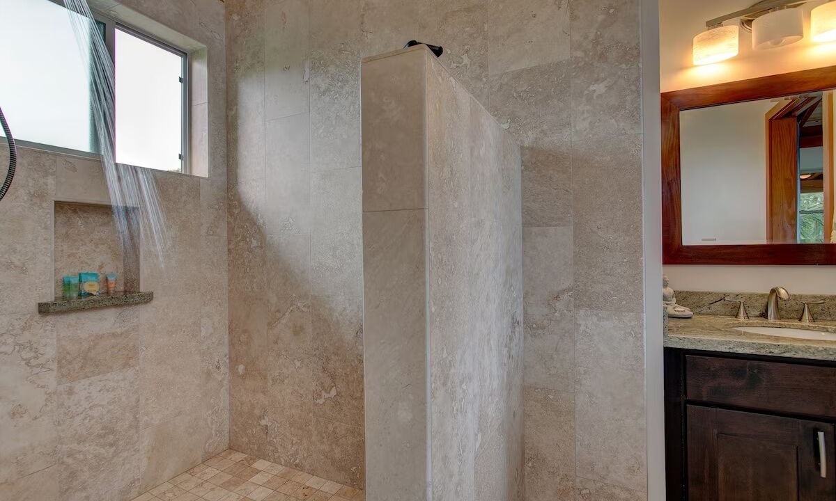 Photo of Bathroom in Kehena
