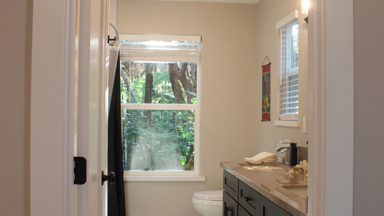 Photo of Bathroom in Volcano