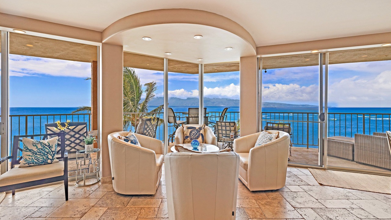 Photo of Livingroom in Kahana
