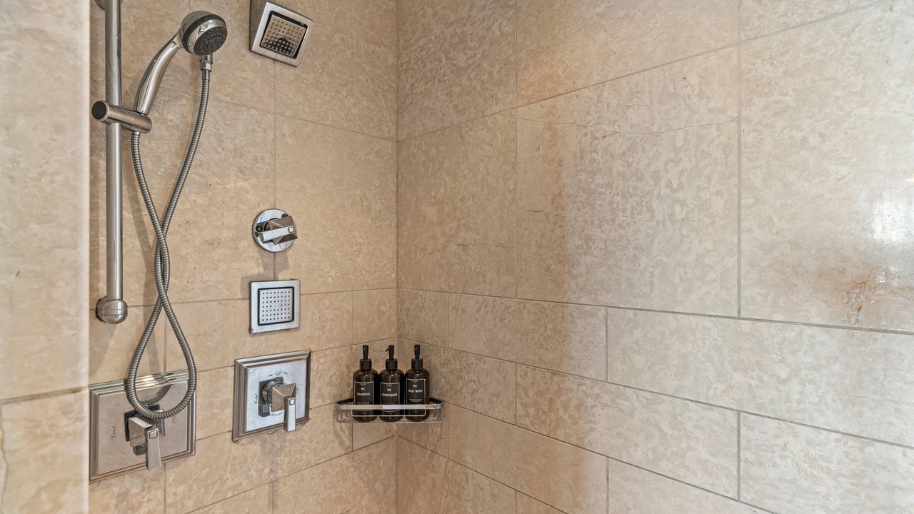 Photo of Bathroom in Kaanapali