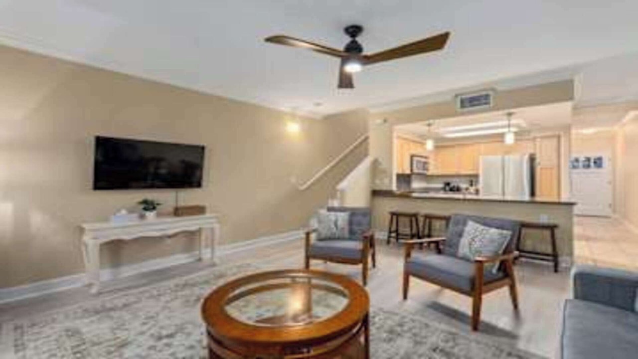 Photo of Livingroom in Kapolei