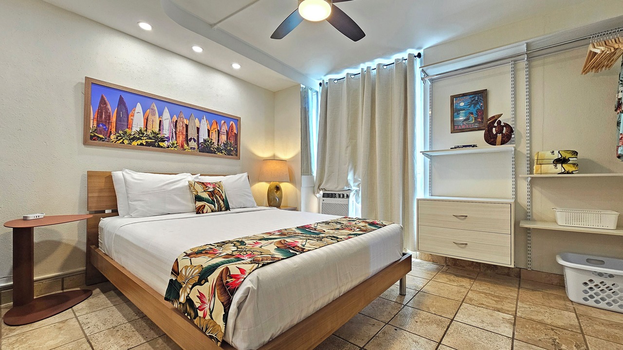 Photo of Bedroom in Waikiki