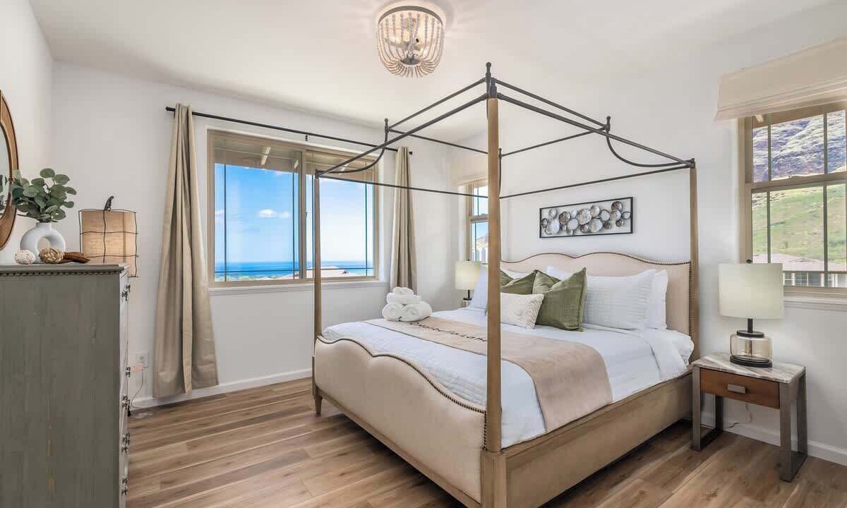 Photo of Bedroom in Makaha Valley