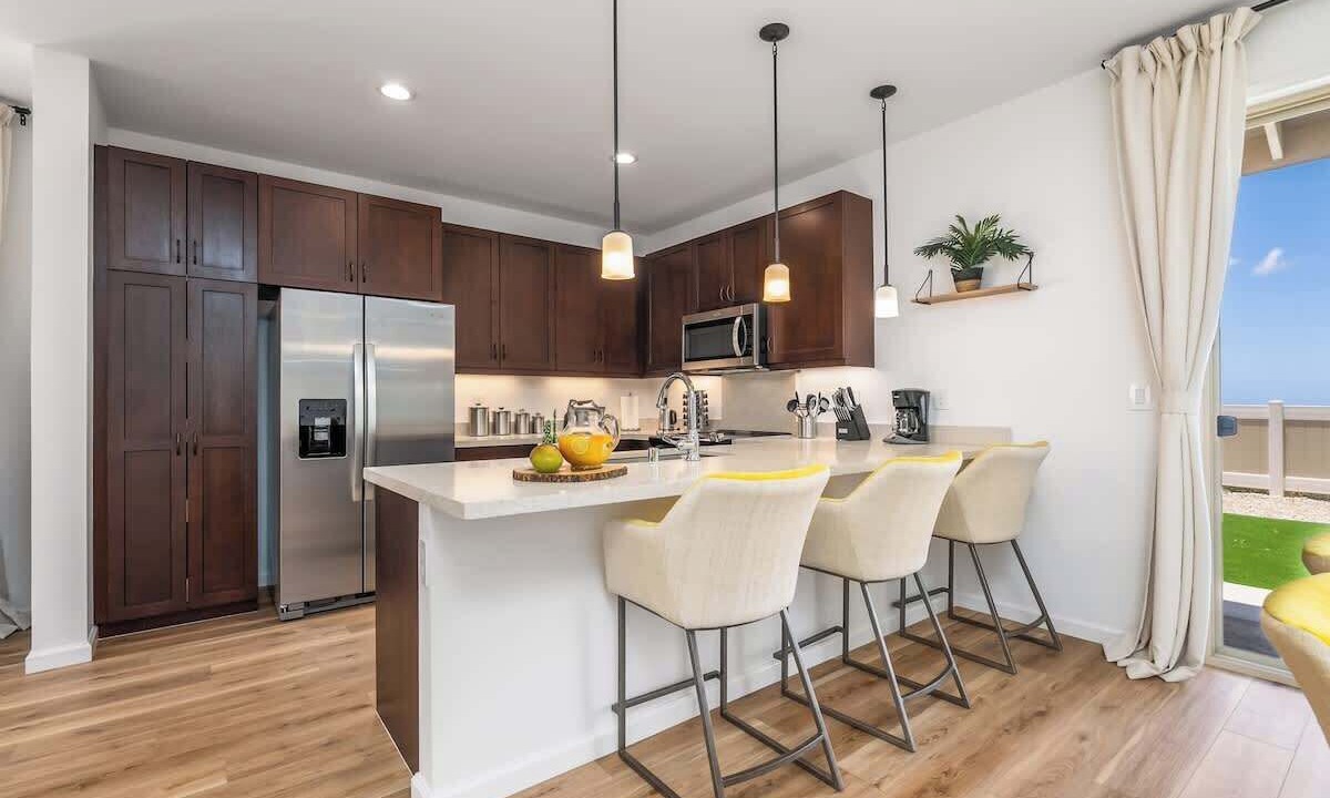 Photo of Kitchen in Makaha Valley