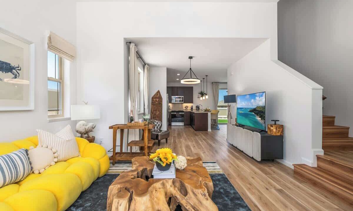 Photo of Livingroom in Makaha Valley