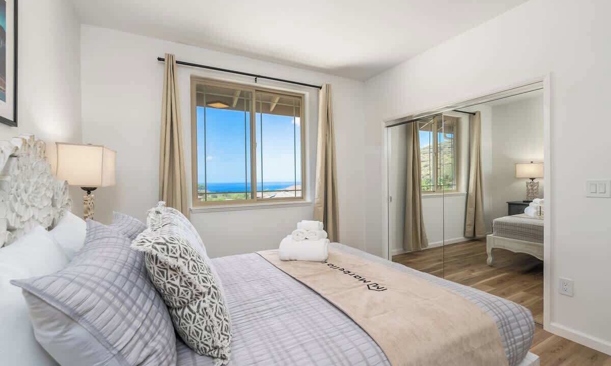 Photo of Bedroom in Makaha Valley