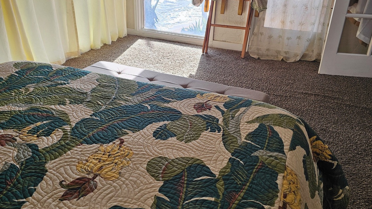 Photo of Bedroom in Wainiha