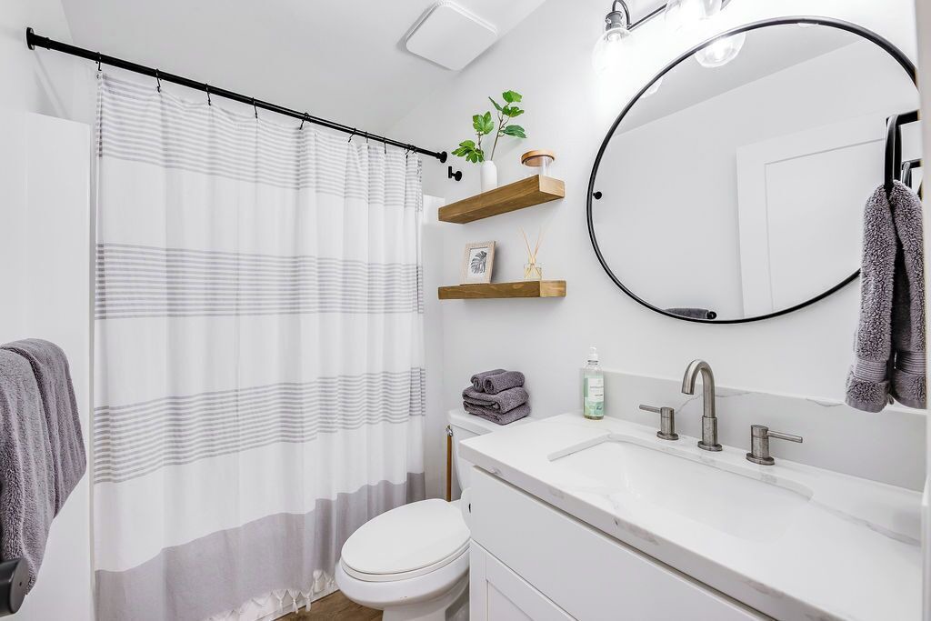 Photo of Bathroom in Kahuku